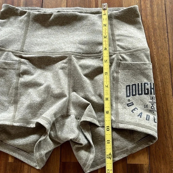 Doughnuts and deadlifts shorts - Picture 7 of 8